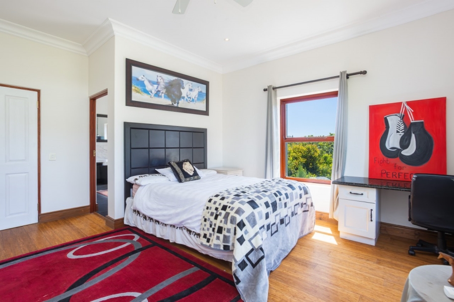 5 Bedroom Property for Sale in Val De Vie Estate Western Cape